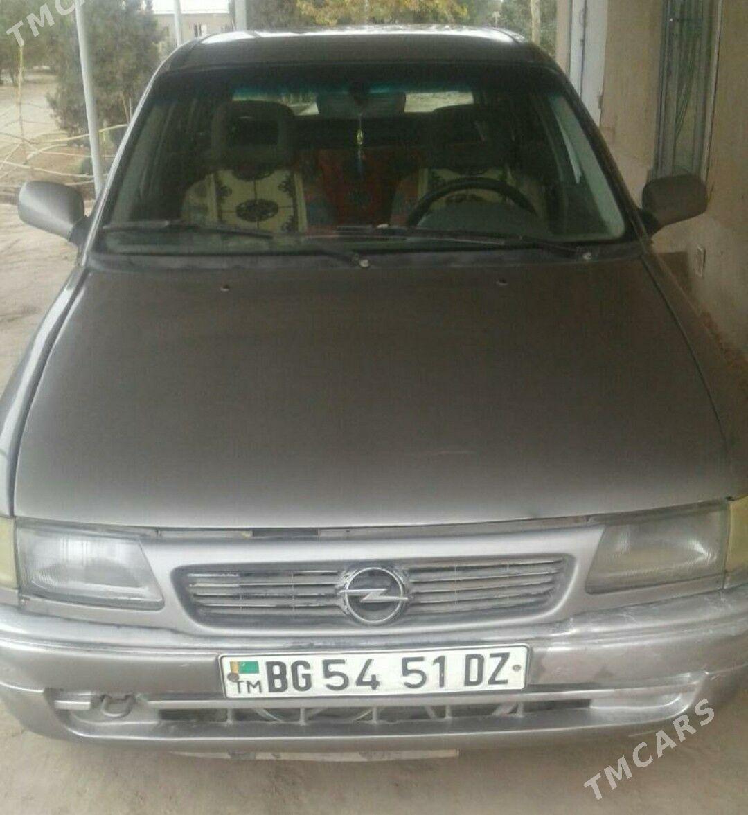 Opel Astra 1994 - 30 000 TMT - Gurbansoltan Eje - img 1