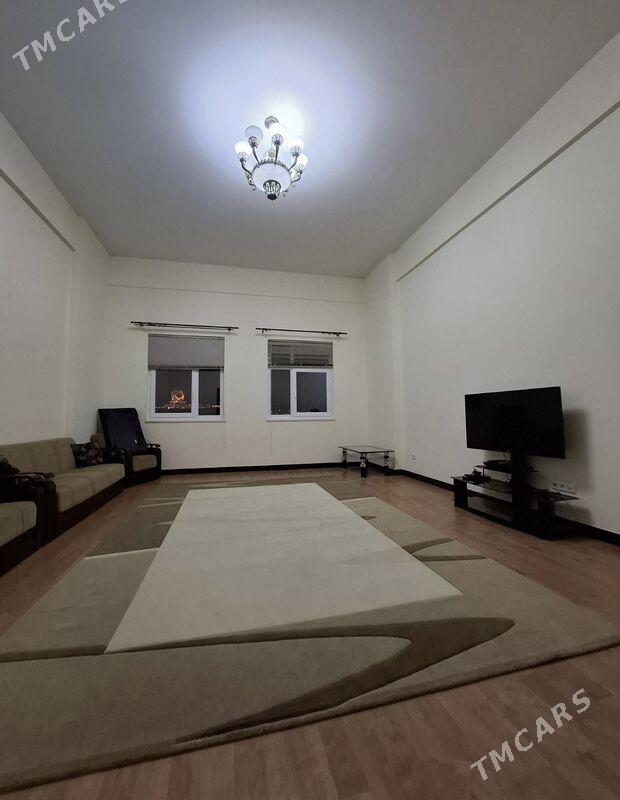 Подвойская Элитка 3 ком 7 этаж - Ашхабад - img 1