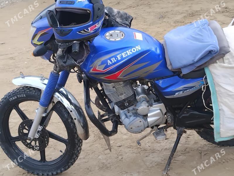 Fekon FK150-8G 2015 - 12 000 TMT - Эсенгулы - img 1