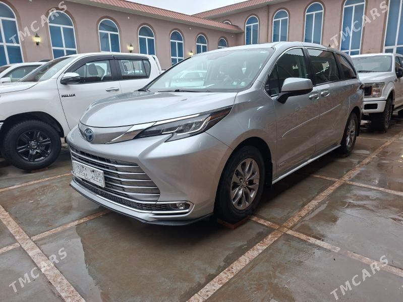 Toyota Sienna 2021 - 540 000 TMT - Туркменабат - img 1