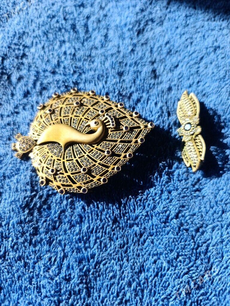 Broşgalar - Хитровка - img 1