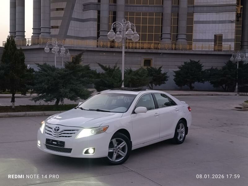 Toyota Camry 2010 - 190 000 TMT - Мары - img 1