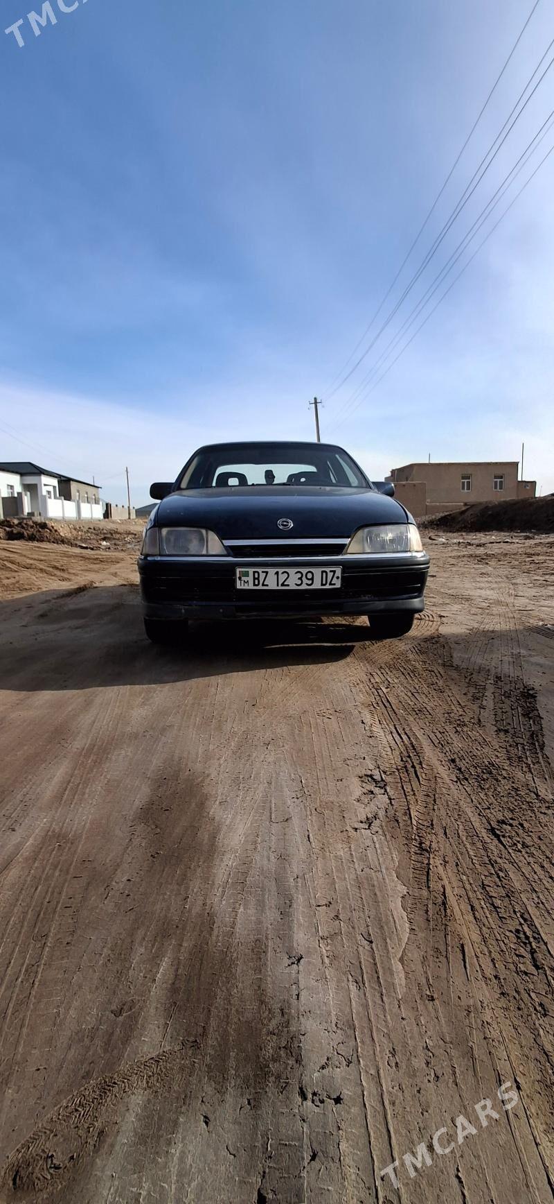 Opel Omega 1991 - 35 000 TMT - Дашогуз - img 1