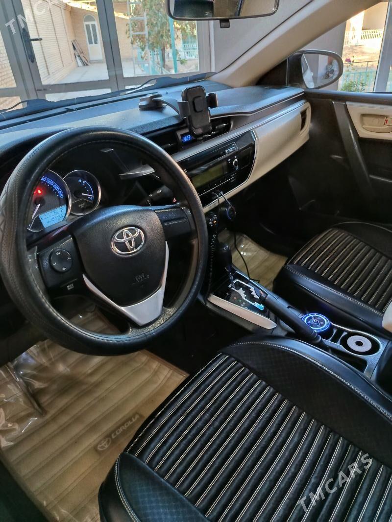 Toyota Corolla 2017 - 220 000 TMT - Туркменабат - img 1