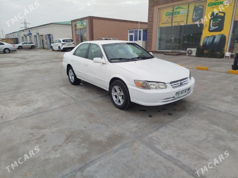 Toyota Camry 2001 - 118 000 TMT - Мары - img 1