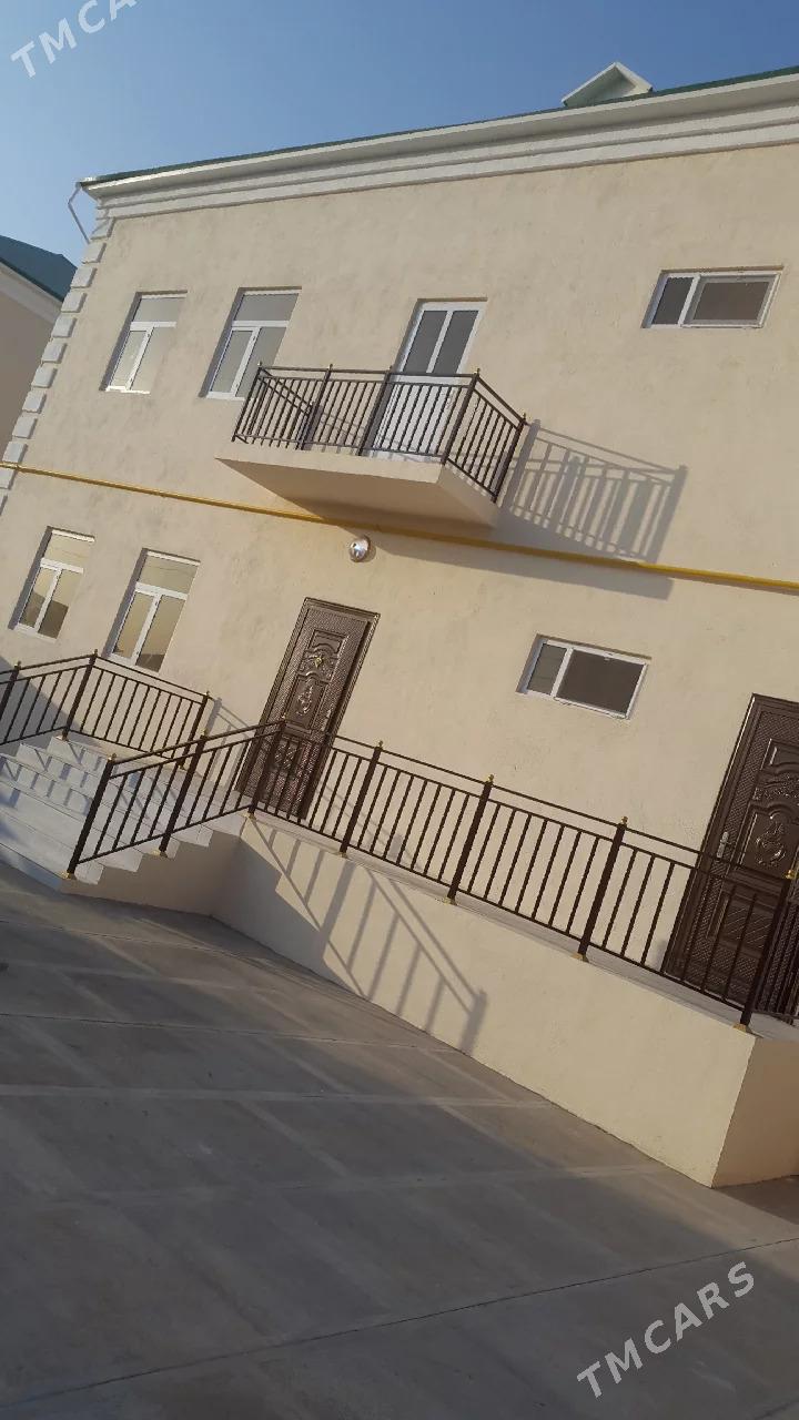 Katež - Mary - img 1