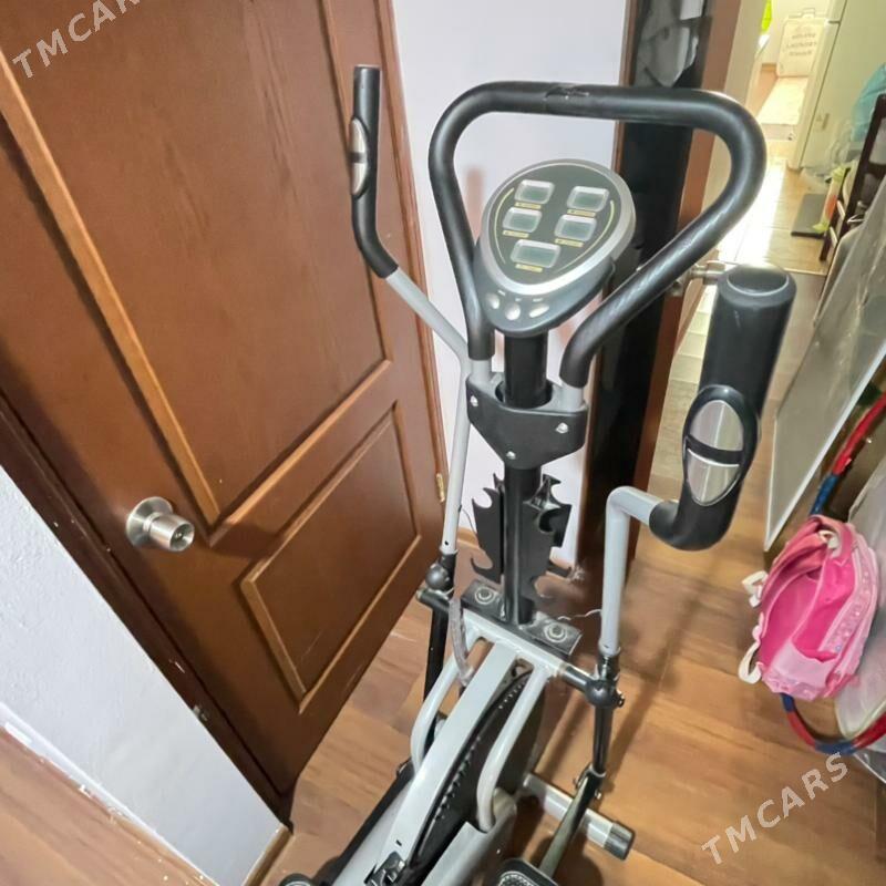 ТРЕНАЖЕР/ЛЫЖИ/ВЕЛОСИПЕД - Гаудан "В" - img 1