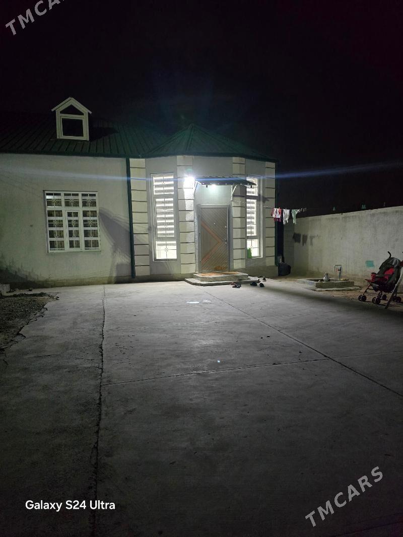 Buzmeyin pulan jaÿ - Büzmeýin - img 1