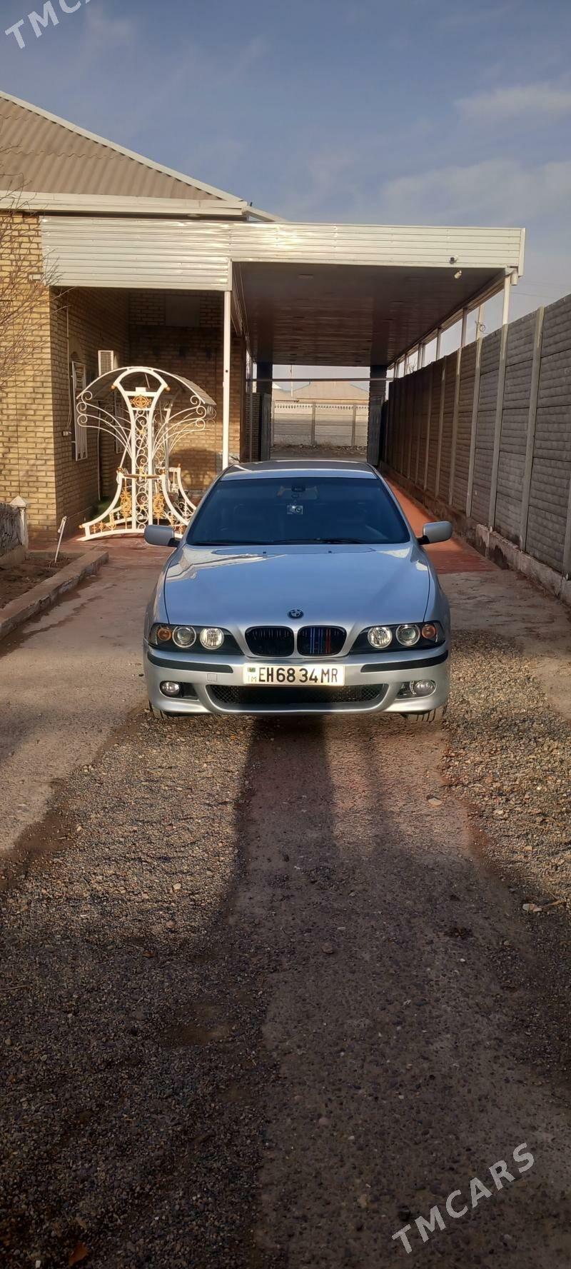 BMW 525 2000 - 110 000 TMT - Mary - img 1