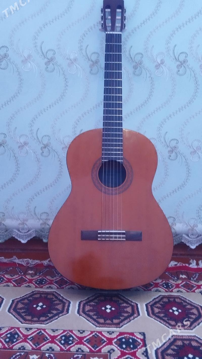 Gitara YAMAHA C40 - Garabekewül - img 1
