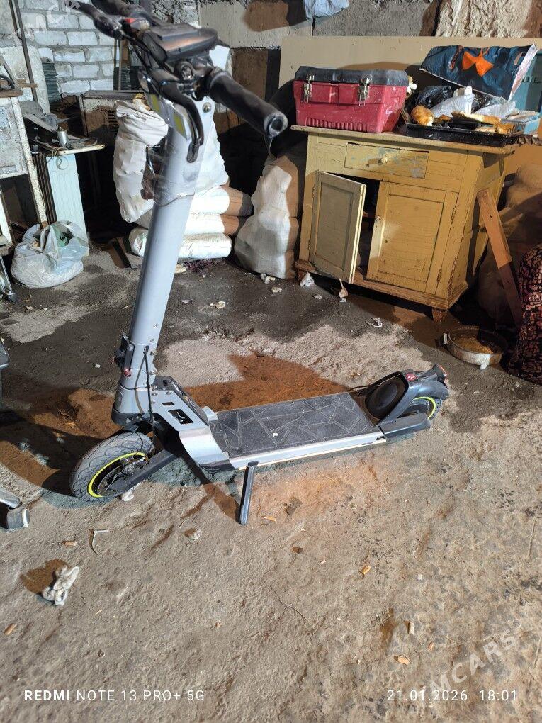 электросамокат samokad - Бузмеин - img 1