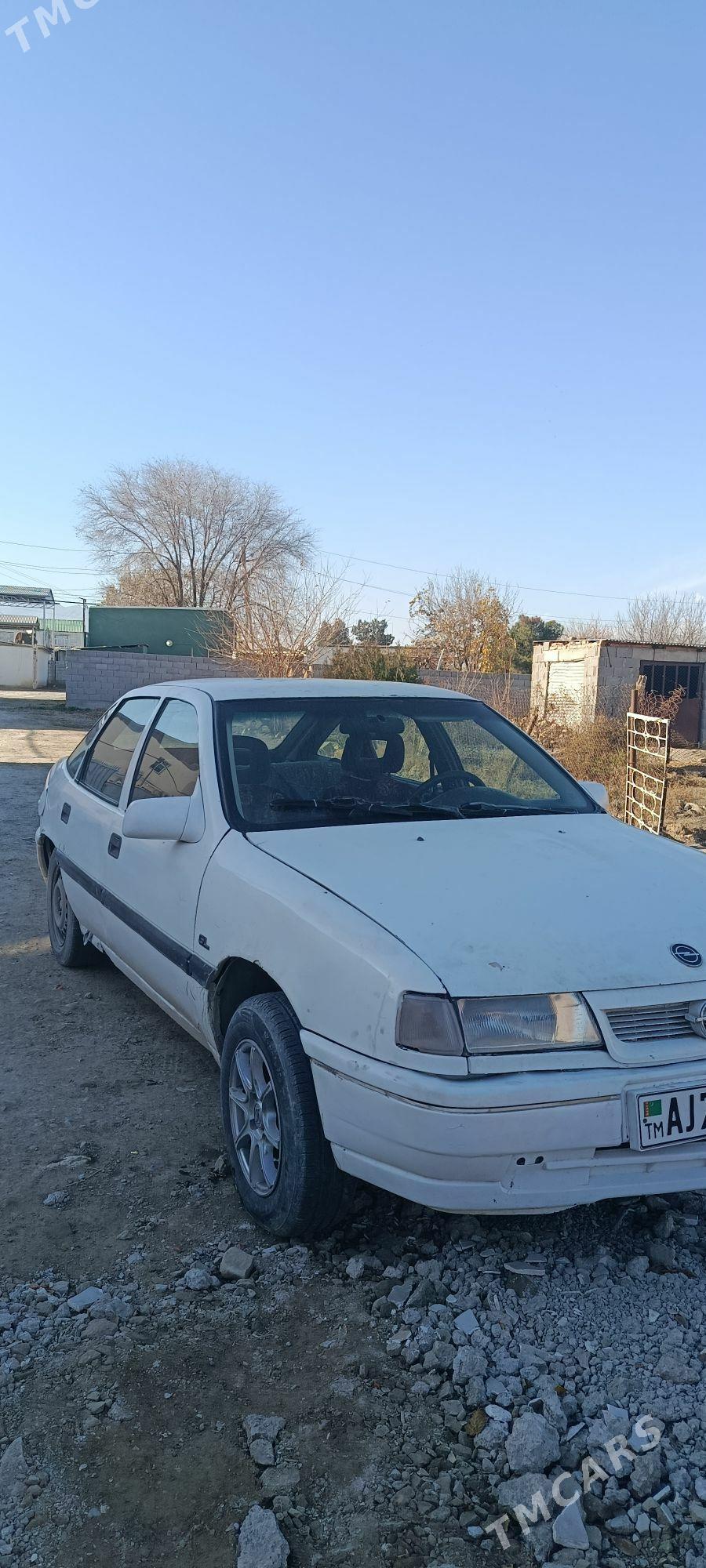 Opel Vectra 1992 - 20 000 TMT - Bäherden - img 1