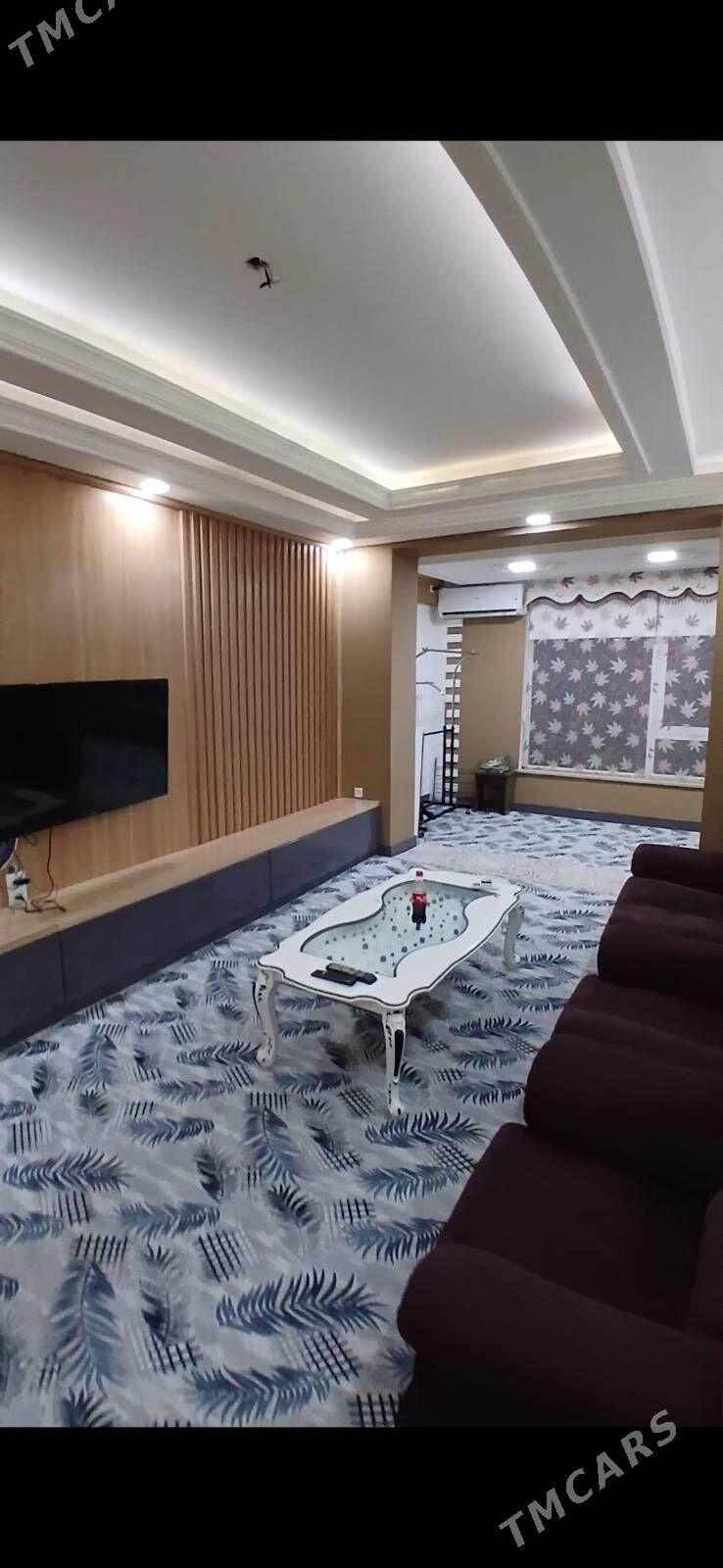 4мкр Болгарка Евро 52м² - 4 мкр - img 1