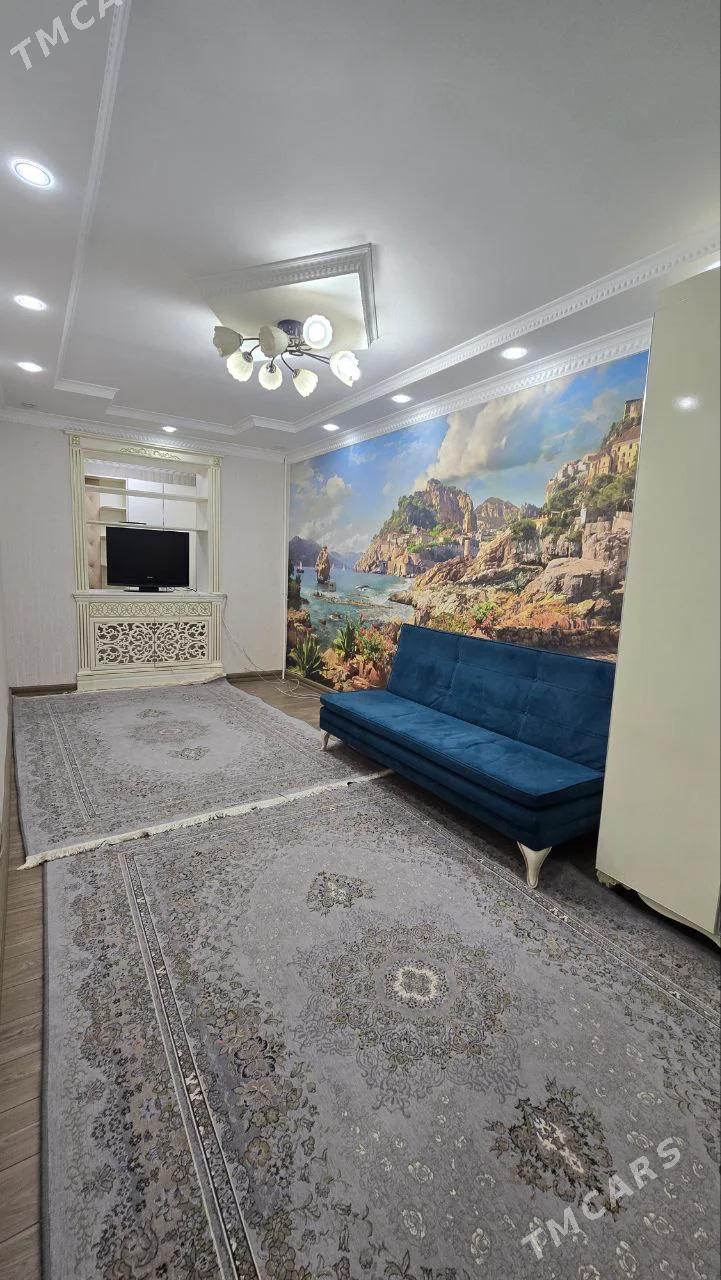 Bolgarka 1 etaj 3 komnat 84m² - Aşgabat - img 1