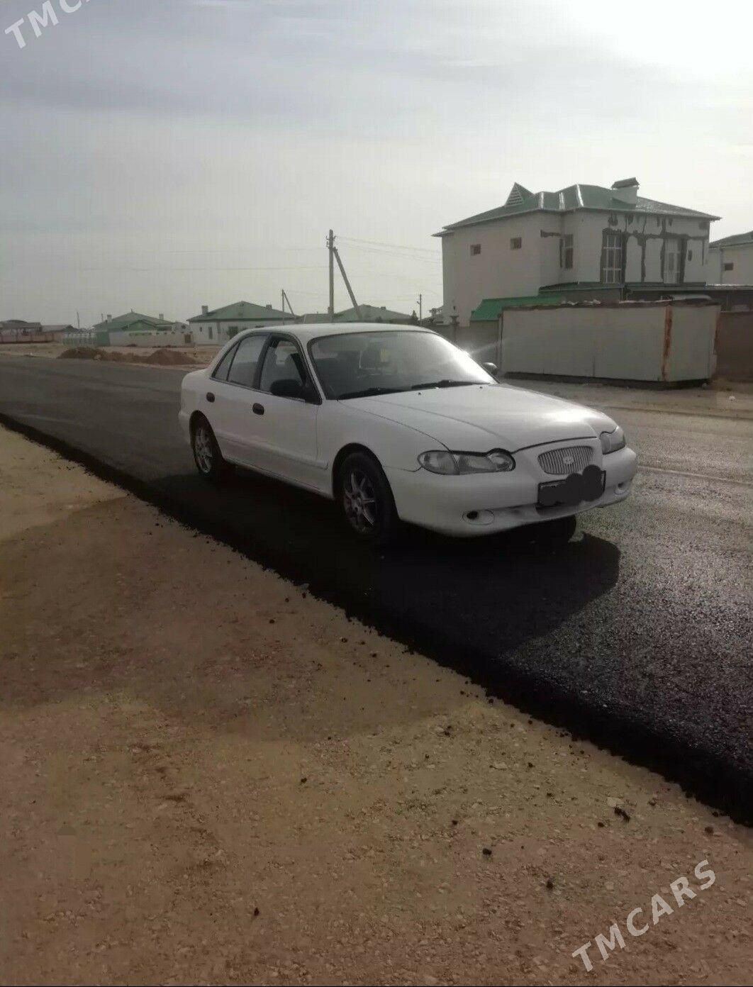 Hyundai Sonata 1998 - 38 000 TMT - Балканабат - img 1