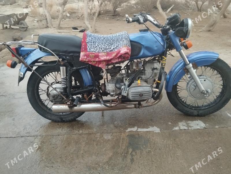 Ural 5557 1996 - 10 000 TMT - Гарабекевюл - img 1