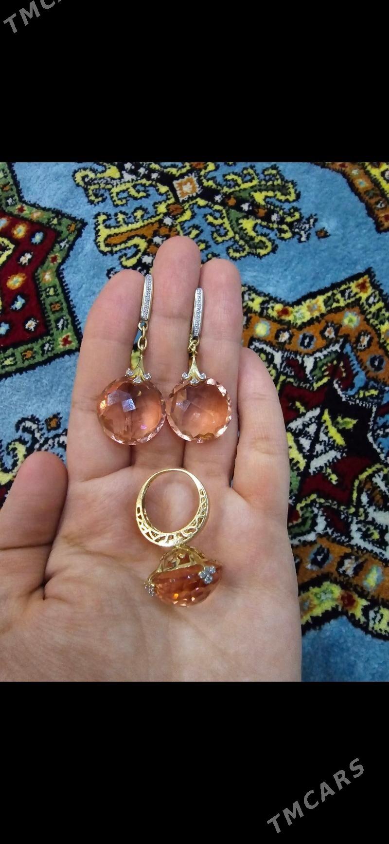 gyzyl komplekt - Aşgabat - img 1