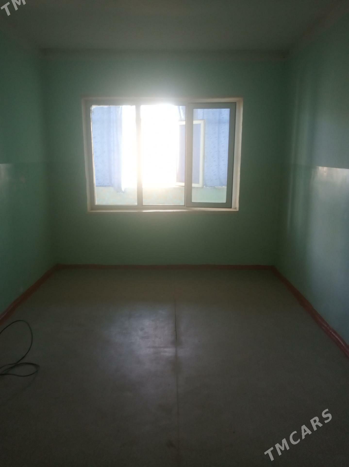 бузмеин грес 5/4эт 2ком. - Büzmeýin - img 1