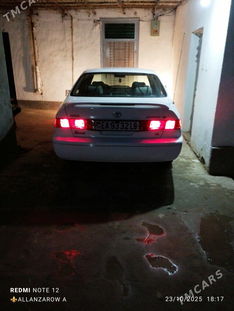 Toyota Camry 2000 - 150 000 TMT - Köýtendag - img 1