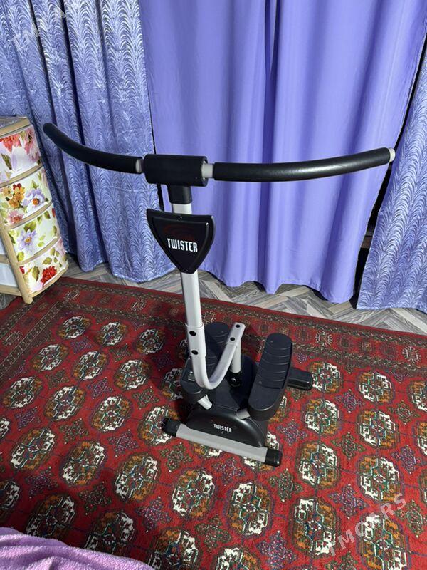 Sportiwni lyja - Ашхабад - img 1