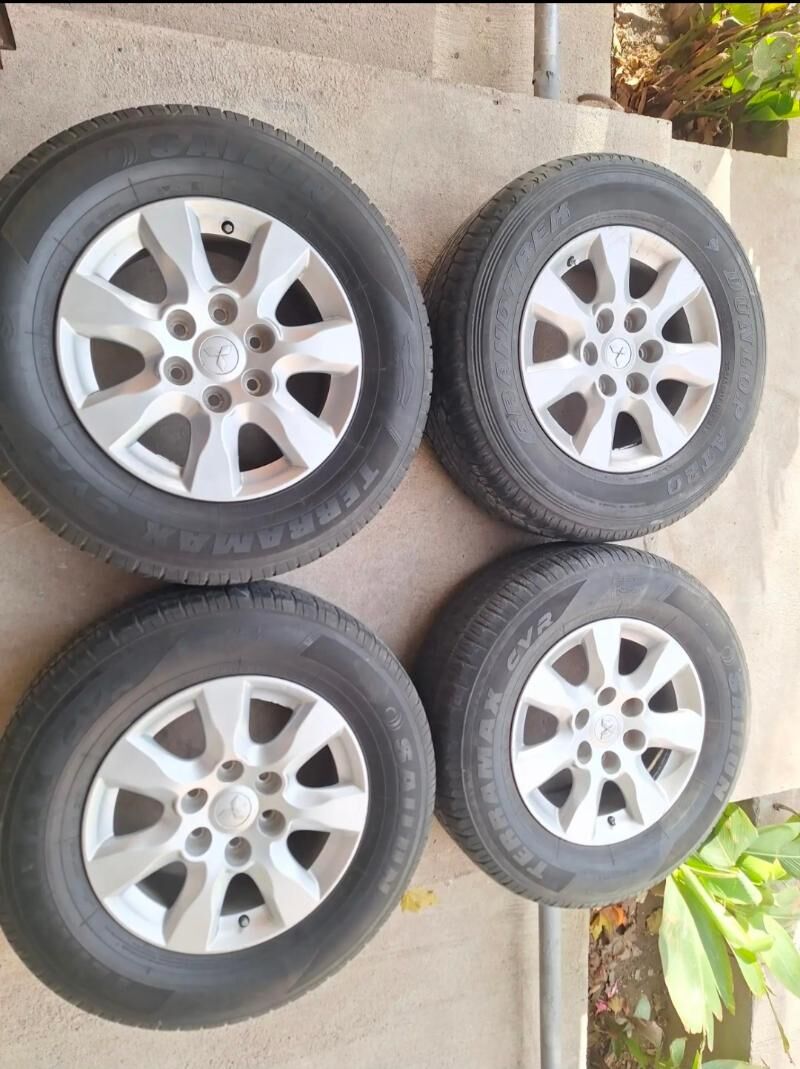 колеса 12 000 TMT - Hazar - img 1