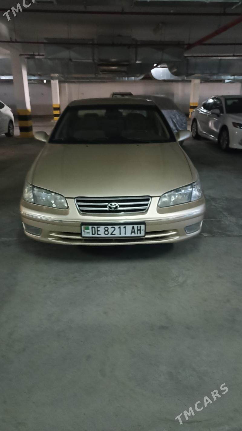 Toyota Camry 1999 - 160 000 TMT - Теджен - img 1