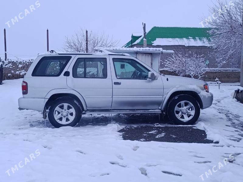 Nissan Pathfinder 2002 - 150 000 TMT - Бахарден - img 1