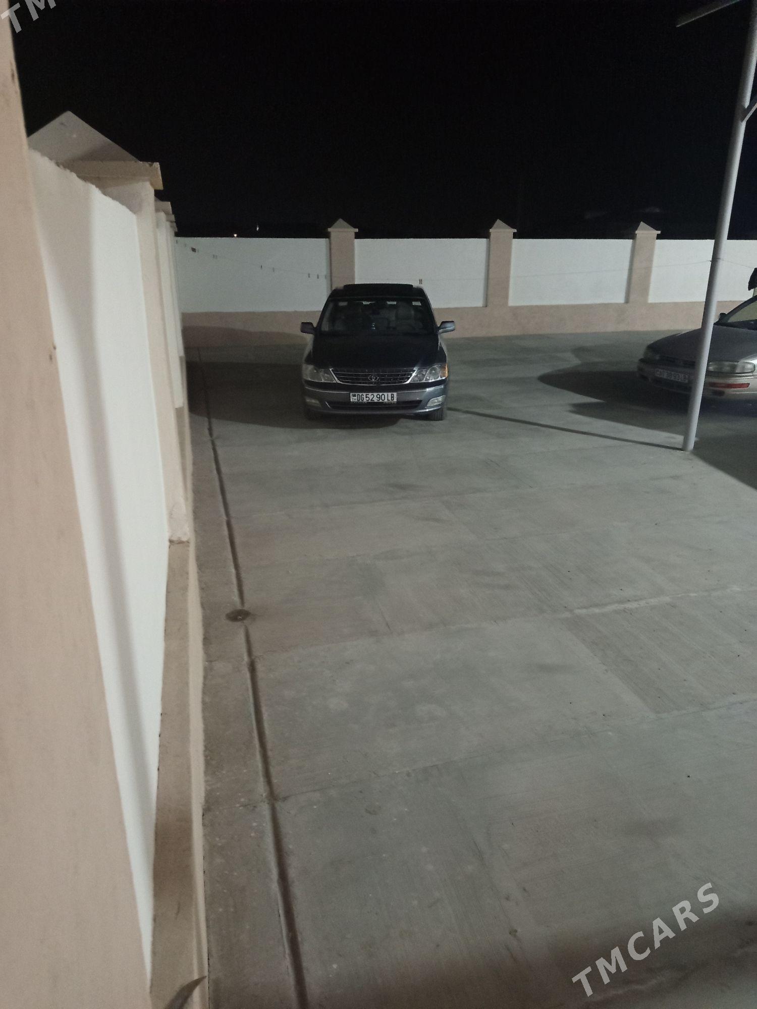 Toyota Avalon 2000 - 190 000 TMT - Farap - img 1