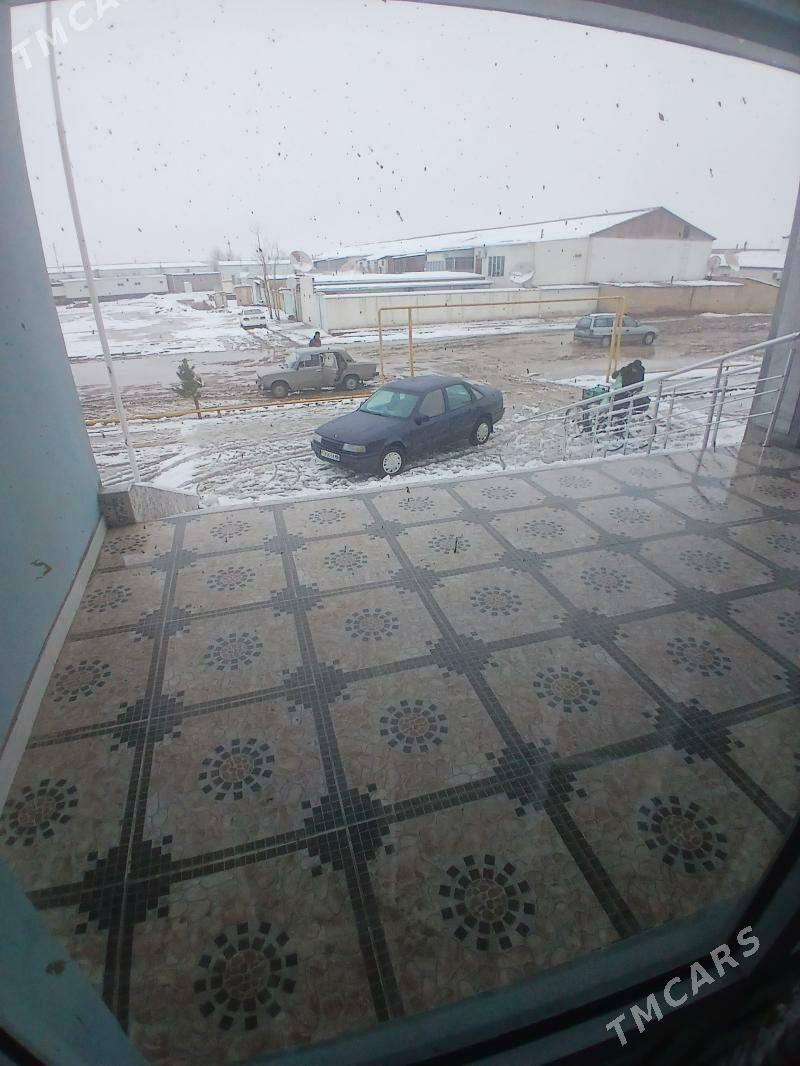 Opel Vectra 1991 - 35 000 TMT - Мургап - img 1