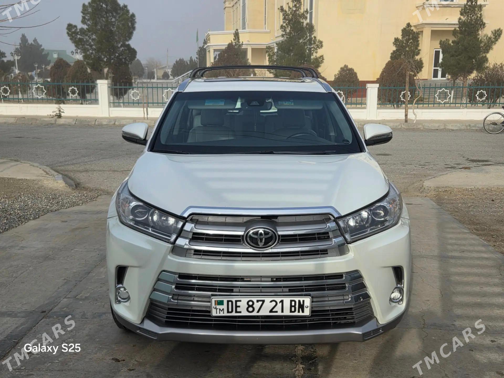 Toyota Highlander 2019 - 449 000 TMT - Aşgabat - img 1