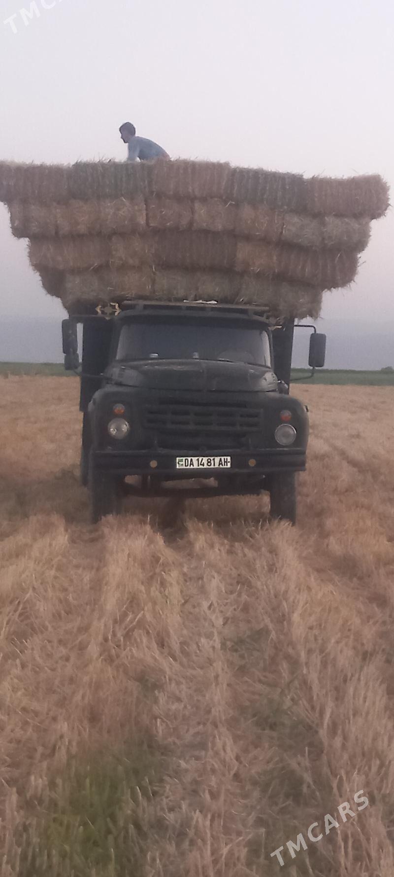 Zil 130 1980 - 45 000 TMT - Bäherden - img 1