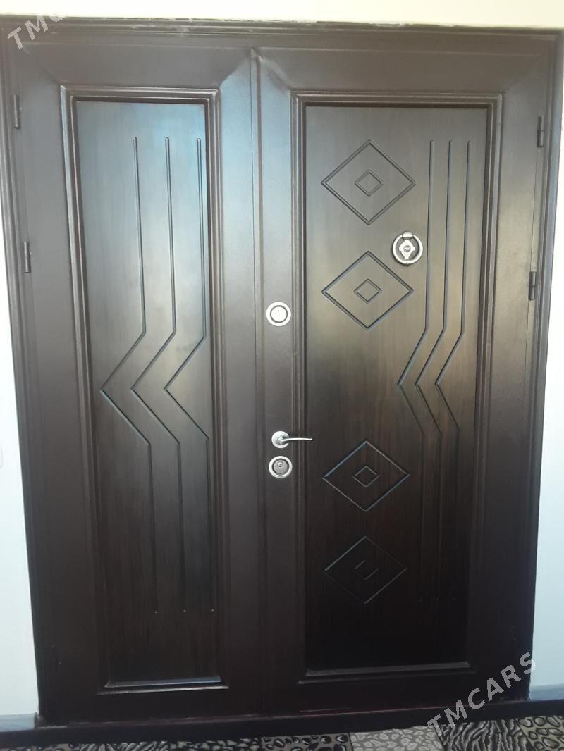 Demir plastik gapy - Balkanabat - img 1