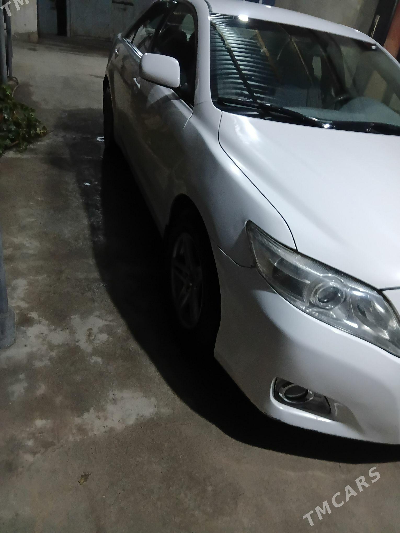 Toyota Camry 2010 - 150 000 TMT - Магданлы - img 1