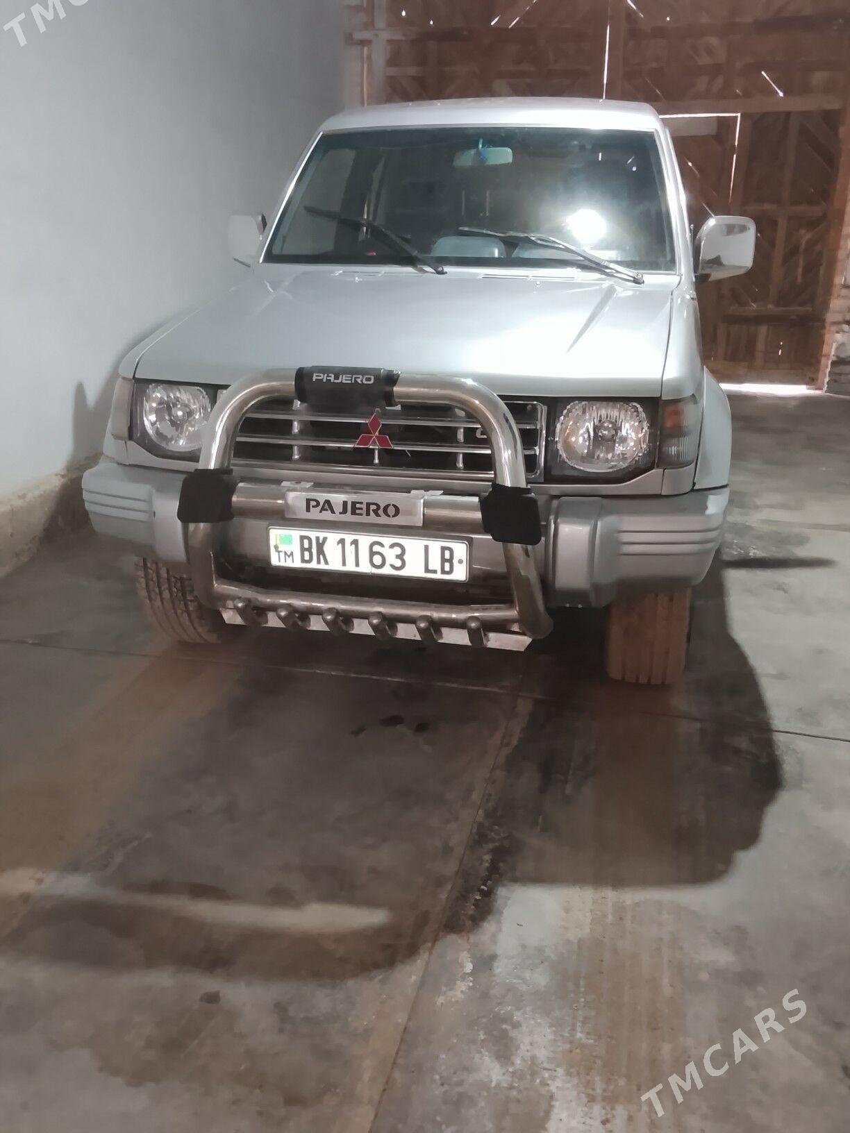 Mitsubishi Pajero 1994 - 79 000 TMT - Дянев - img 1