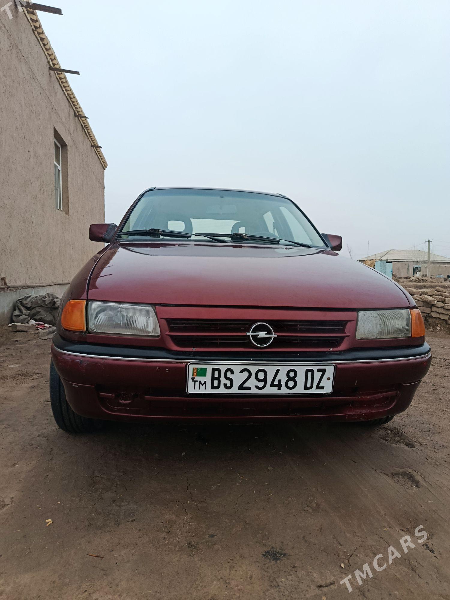 Opel Astra 1992 - 32 000 TMT - Türkmenbaşy etr. - img 1