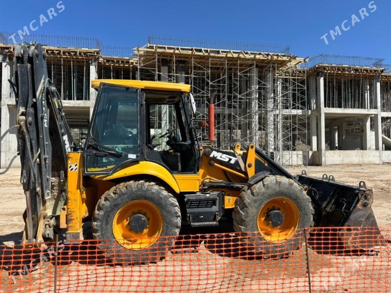 JCB 4CX ECO 2013 - 500 000 TMT - Aşgabat - img 1