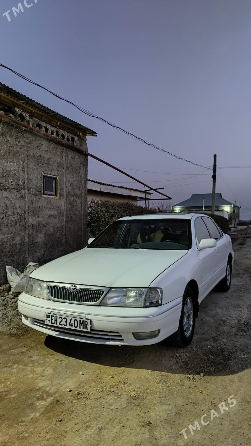 Toyota Avalon 1995 - 120 000 TMT - Байрамали - img 1