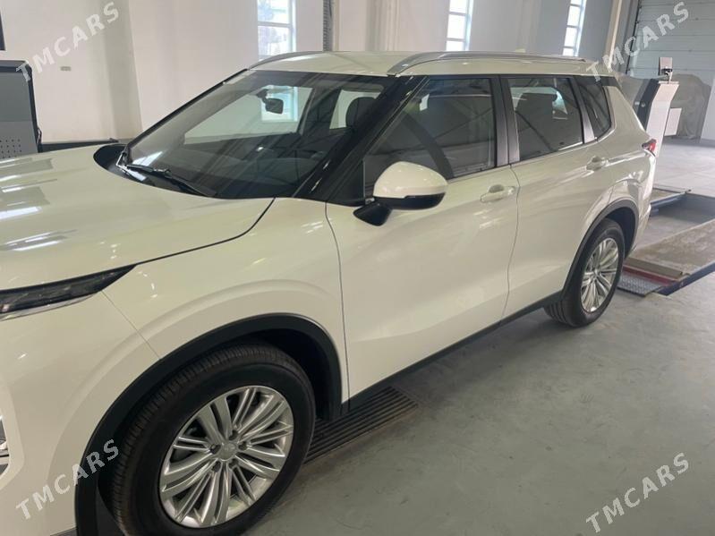 Mitsubishi Outlander 2023 - 390 000 TMT - Туркменабат - img 1