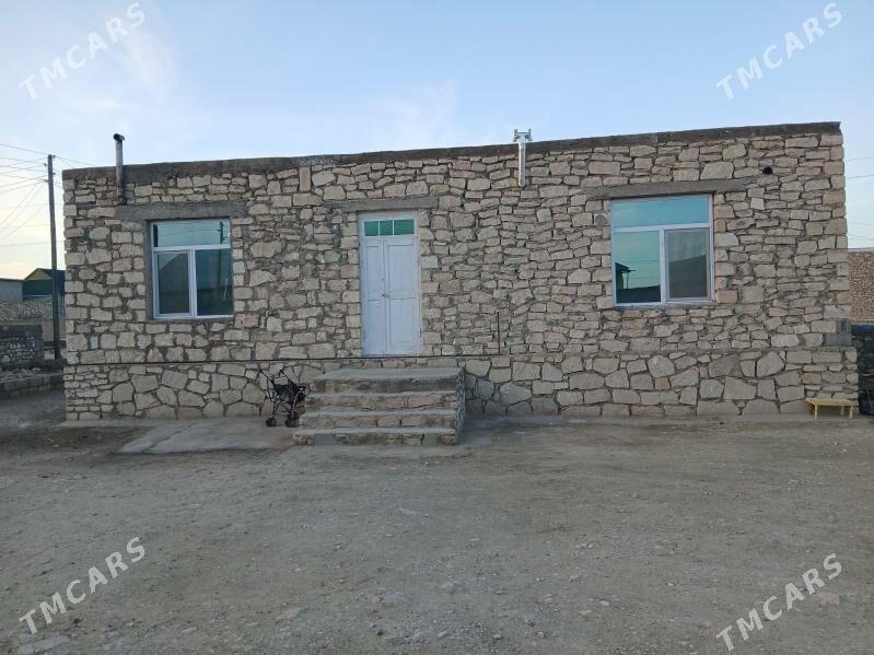 jay - Туркменбаши - img 1