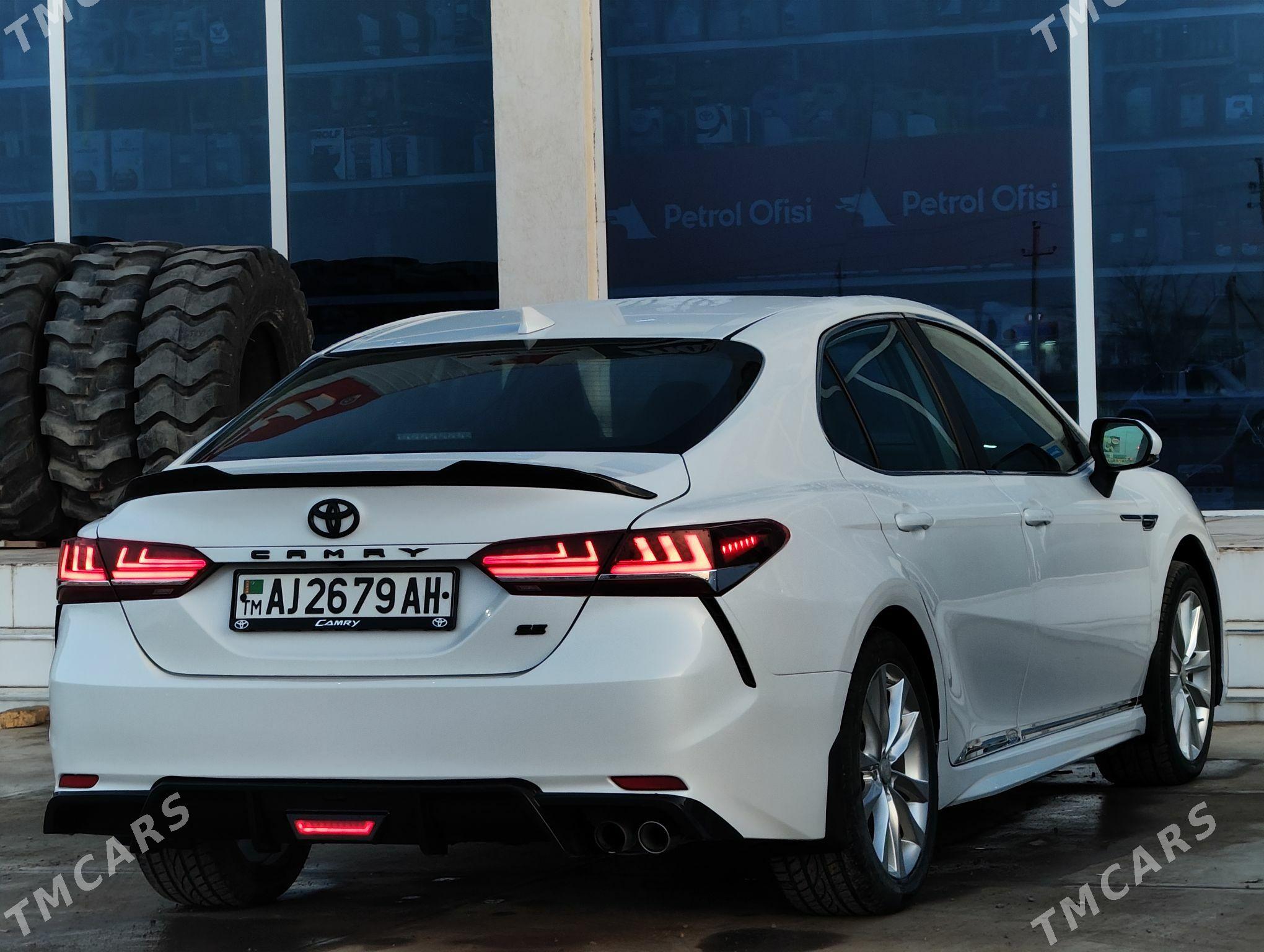 Toyota Camry 2022 - 320 000 TMT - Теджен - img 1