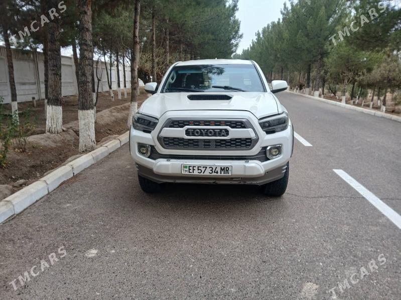 Toyota Tacoma 2018 - 250 000 TMT - Мары - img 1