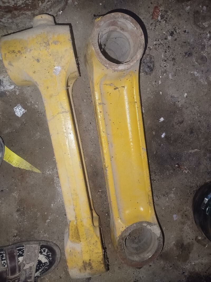 Komatsu we Cat ekskowator 6 900 TMT - Wekilbazar - img 1