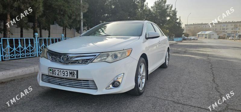 Toyota Camry 2012 - 220 000 TMT - Мары - img 1