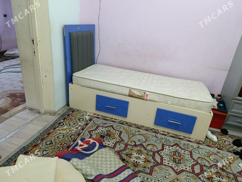 krowat - Kim raýon - img 1