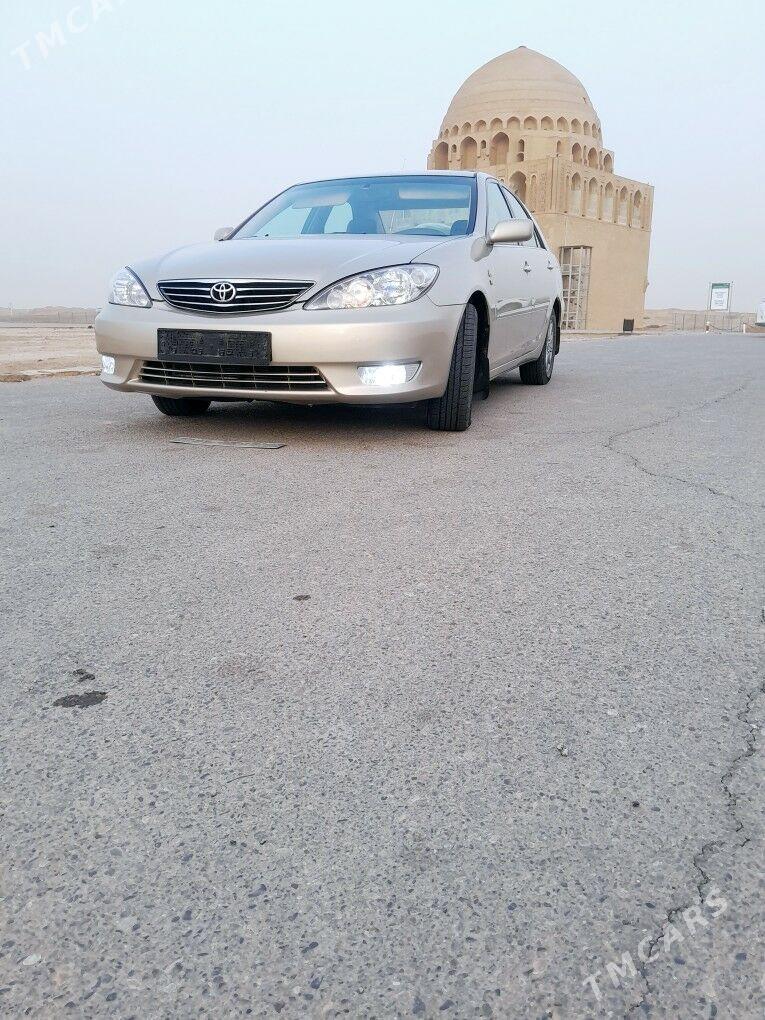 Toyota Camry 2003 - 210 000 TMT - Мары - img 1