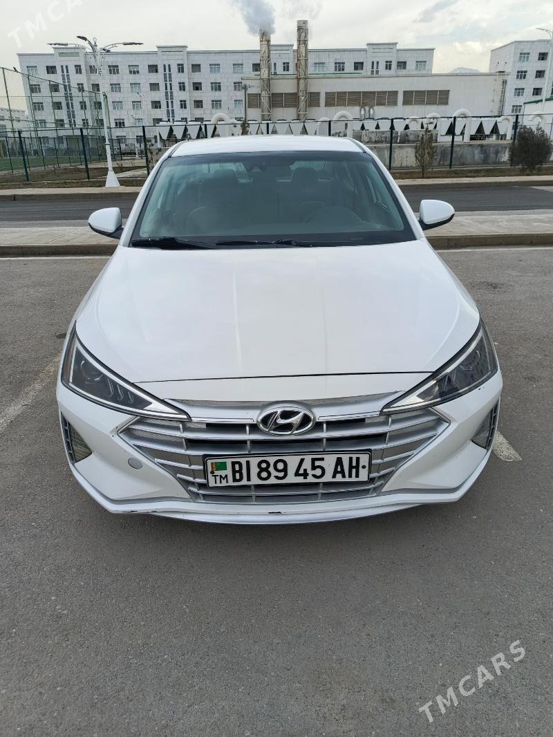 Hyundai Elantra 2019 - 195 000 TMT - Аркадаг - img 1
