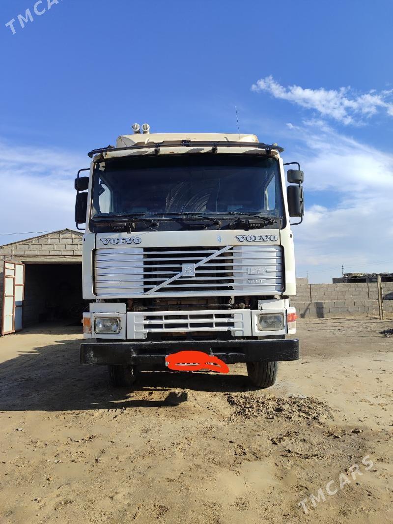 Volvo FH12 1996 - 300 000 TMT - Этрек - img 1