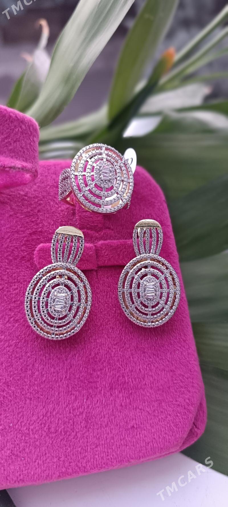 Yerewan gyzyla kopya bizuterya - Ашхабад - img 1