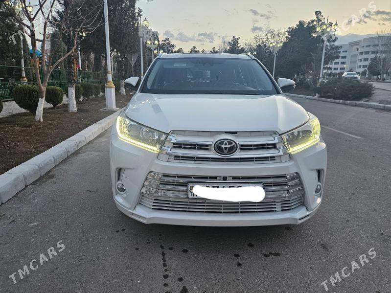 Toyota Highlander 2018 - 540 000 TMT - Aşgabat - img 1