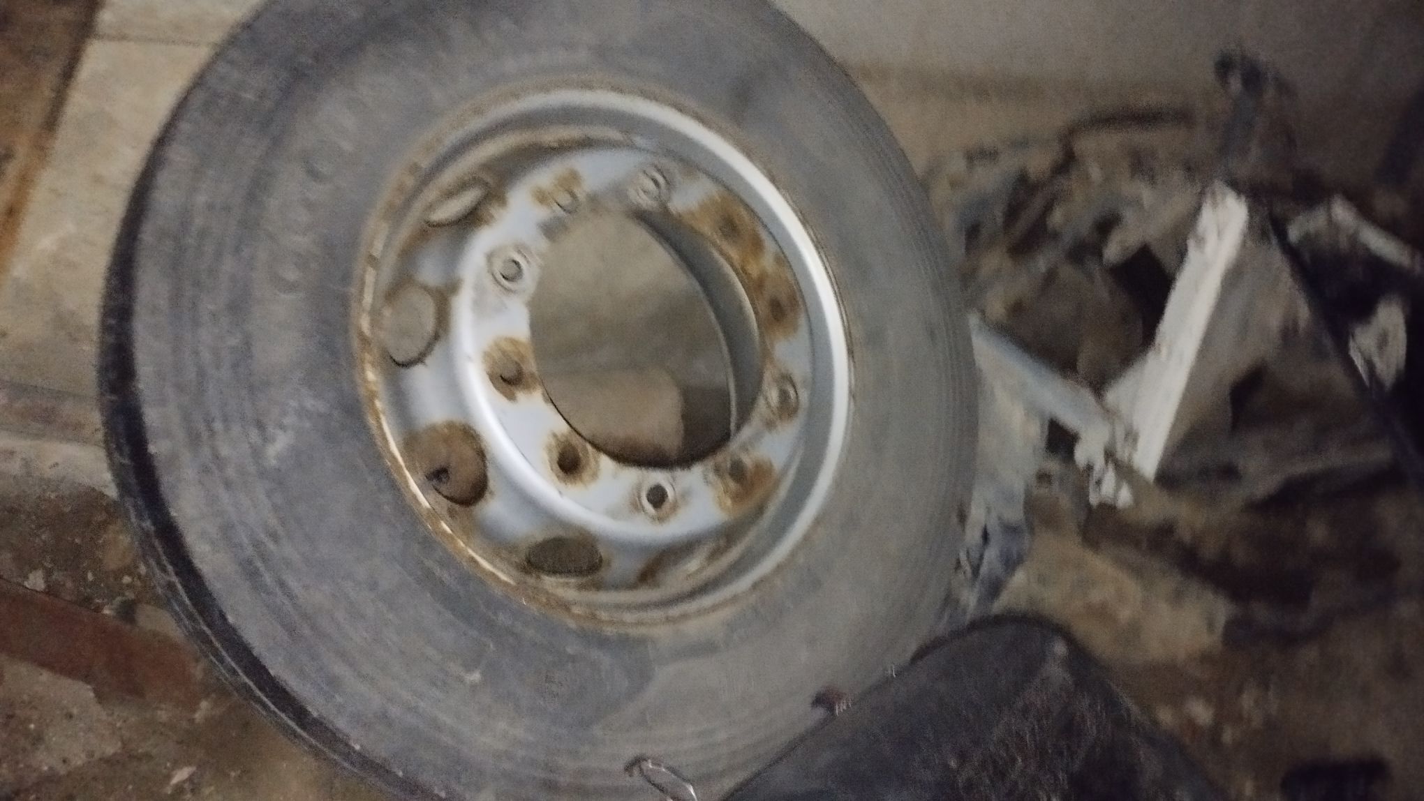 mişlen teker 2 000 TMT - Гумдаг - img 1